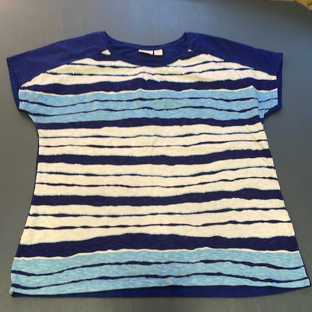 Zenergy by Chico’s Top With Sequins and Cap Sleeves Chico’s Size Sz 2